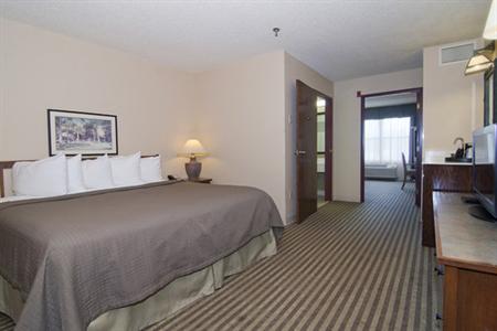фото отеля BEST WESTERN Plus Chaska River Inn & Suites