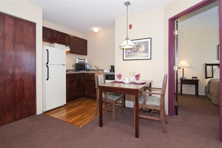 фото отеля BEST WESTERN Plus Chaska River Inn & Suites