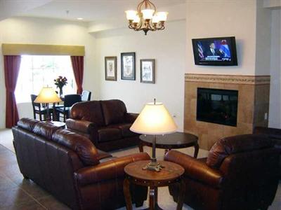 фото отеля La Quinta Inn Suites White City