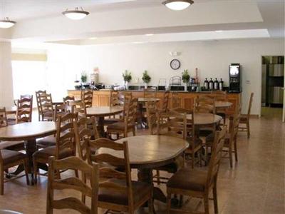 фото отеля La Quinta Inn Suites White City