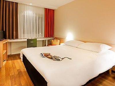 фото отеля Ibis Hannover Medical Park