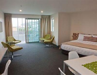 фото отеля Navigate Seaside Accommodation