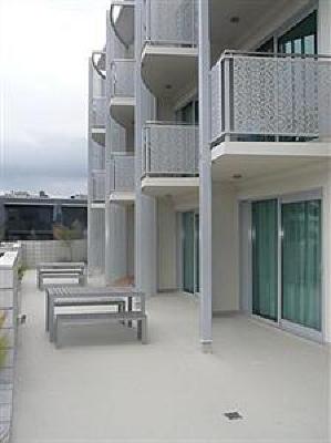 фото отеля Navigate Seaside Accommodation