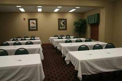 фото отеля Hampton Inn Covington (Louisiana)