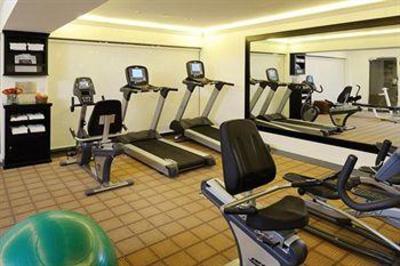 фото отеля Beverly Hills Plaza Hotel