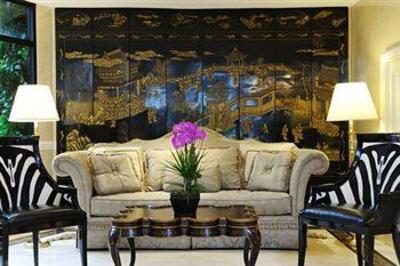 фото отеля Beverly Hills Plaza Hotel