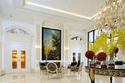 фото отеля Beverly Hills Plaza Hotel