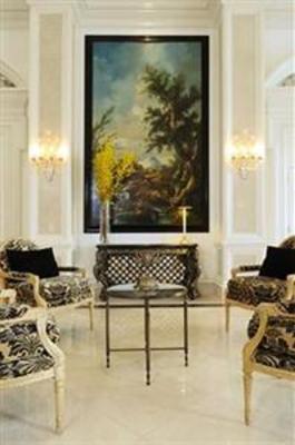 фото отеля Beverly Hills Plaza Hotel