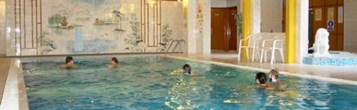 фото отеля Lakeside Continental Hotel