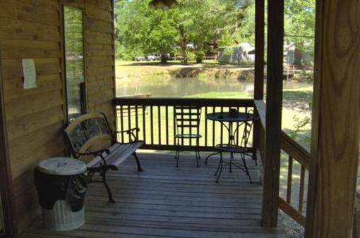 фото отеля Berry Creek Cabins