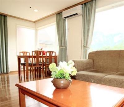 фото отеля Hanwha Resort Sanjeong Lake