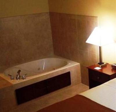 фото отеля Cobblestone Hotel & Suites Knoxville