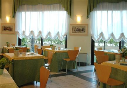 фото отеля Hotel Delizia Cervia