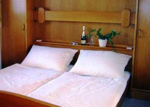 фото отеля Holzapfel Pension