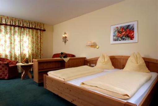 фото отеля Berghotel Holzer