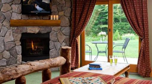 фото отеля Bear Mountain Bed And Breakfast Lodge