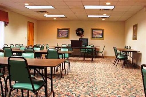 фото отеля BEST WESTERN Collins Inn and Suites