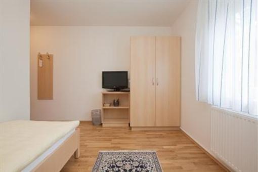 фото отеля Kirchenblick Tulln Pension