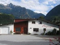 Haus Alpengluhn
