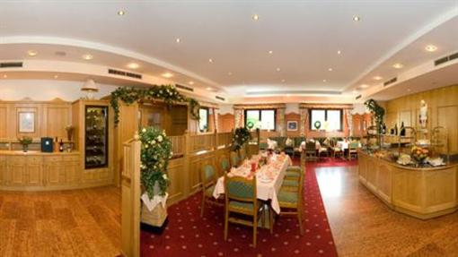 фото отеля Hotel Landgasthof Altwirt Seeham