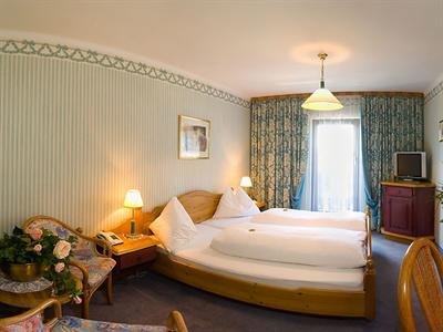 фото отеля Hotel Landgasthof Altwirt Seeham