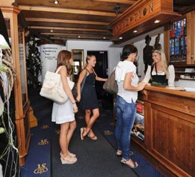 фото отеля Hotel Restaurant Krone