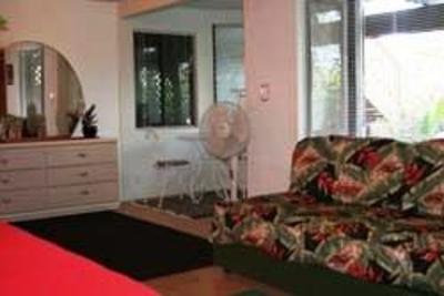 фото отеля Macadamia Meadows Farm Bed & Breakfast