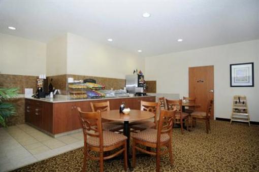 фото отеля BEST WESTERN Denton Inn