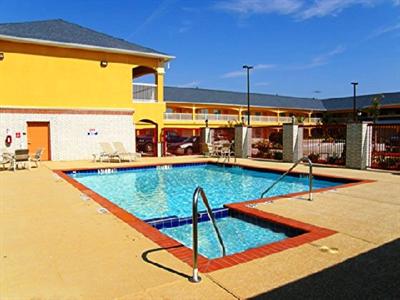 фото отеля Scottish Inns & Suites Timber