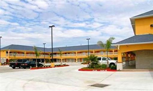 фото отеля Scottish Inns & Suites Timber