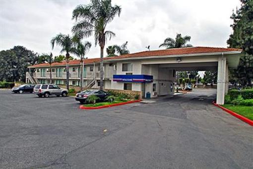 фото отеля Motel 6 Los Angeles Chino