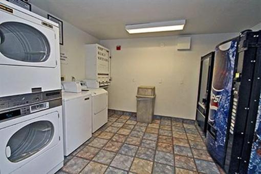фото отеля Motel 6 Los Angeles Chino