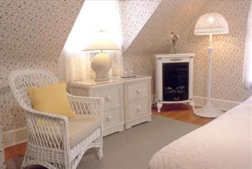 фото отеля Beauclaire's Bed & Breakfast