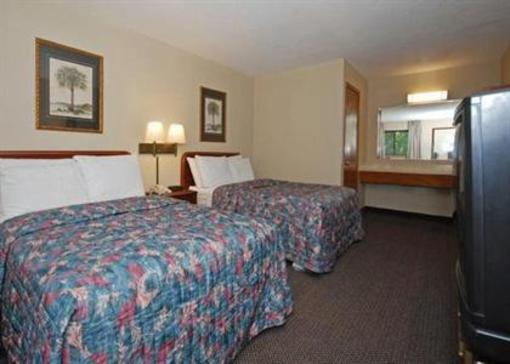 фото отеля Econo Lodge Martin (Tennessee)