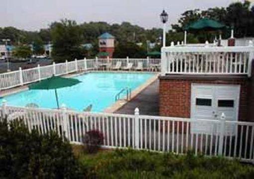 фото отеля Quality Inn Waynesboro