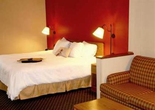 фото отеля Hampton Inn Shawnee