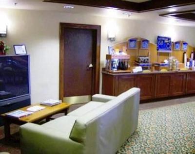 фото отеля Holiday Inn Express Hotel & Suites Greenville (Ohio)