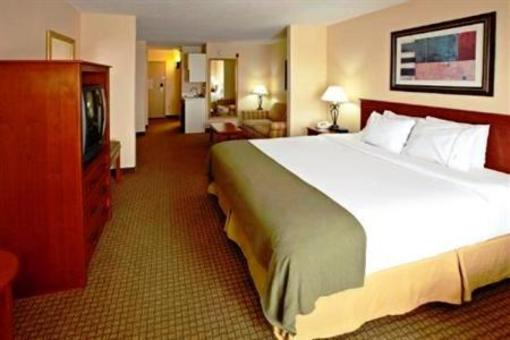 фото отеля Holiday Inn Express Hotel & Suites Greenville (Ohio)