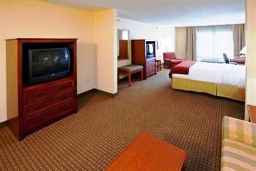 фото отеля Holiday Inn Express Hotel & Suites Greenville (Ohio)