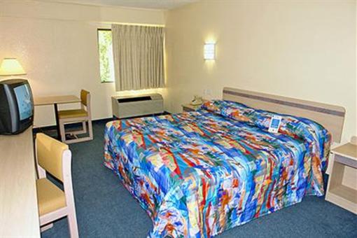 фото отеля Motel 6 East Brunswick