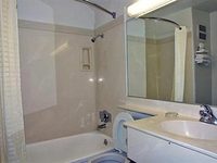 Motel 6 East Brunswick