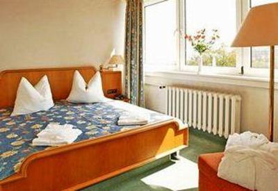 фото отеля Hotel Wald und See Heringsdorf