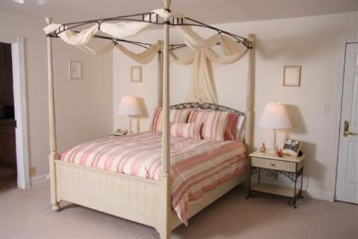 фото отеля Brightwood Inn