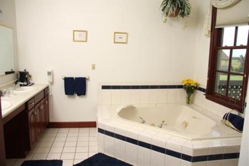 фото отеля Brightwood Inn