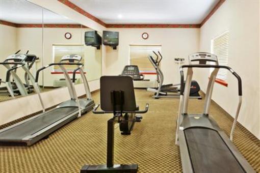 фото отеля Holiday Inn Express Ste Forest