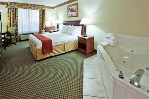фото отеля Holiday Inn Express Ste Forest