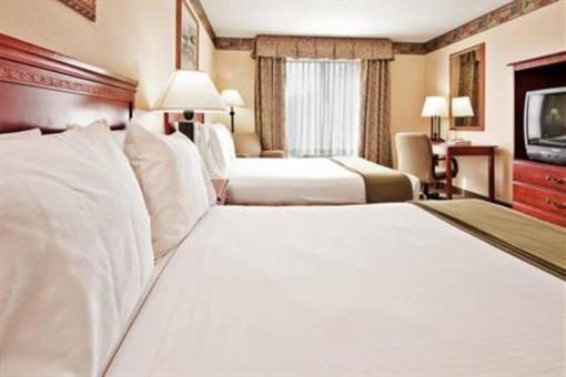 фото отеля Holiday Inn Express Ste Forest