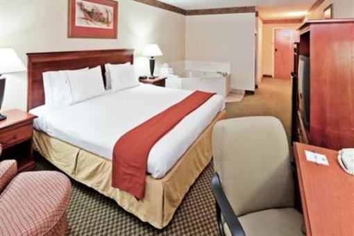 фото отеля Holiday Inn Express Ste Forest