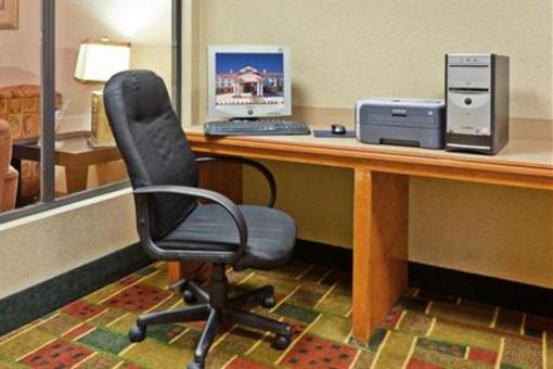 фото отеля Holiday Inn Express Ste Forest
