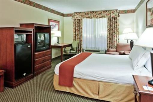 фото отеля Holiday Inn Express Ste Forest